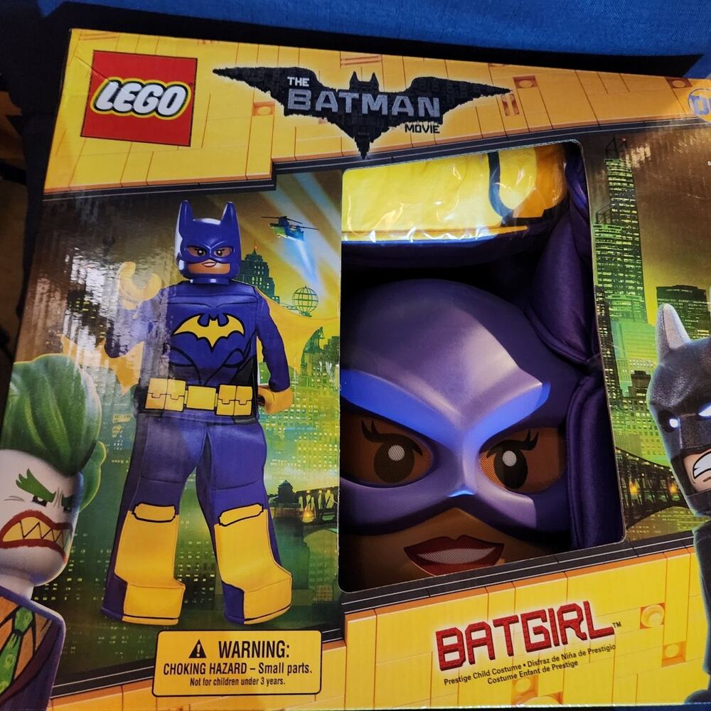 LEGO Batgirl Costume size 4-6x NWT